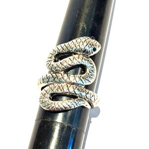 Serpent / Snake ring sz 8